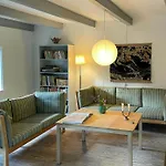 19th Century Family Farm In Tibirke Hills بيت للعطل *